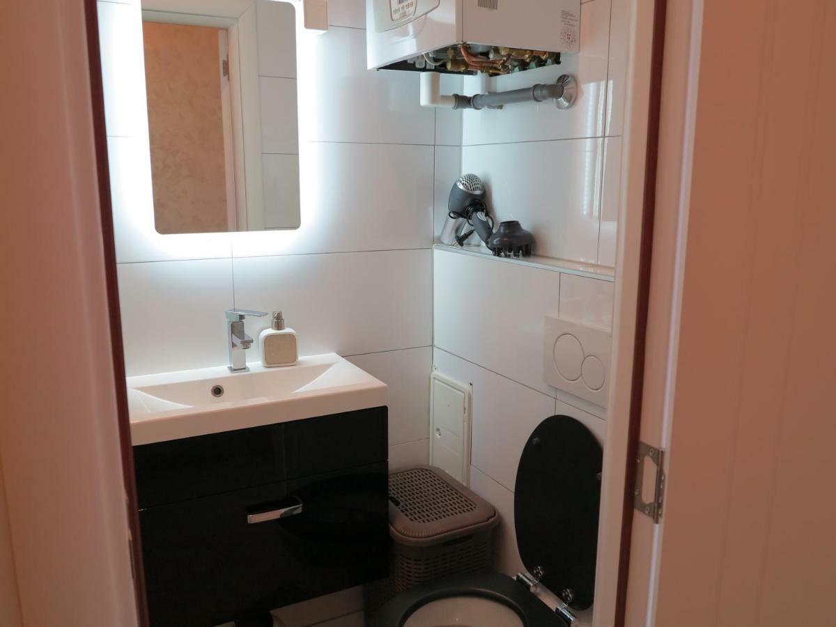 Small Luxury Kapitol Apartment Wien Exteriör bild